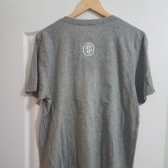 LOVE XOXO Gnomes Valentines Simply Southern T-Shirt XL - Picture 3 of 4